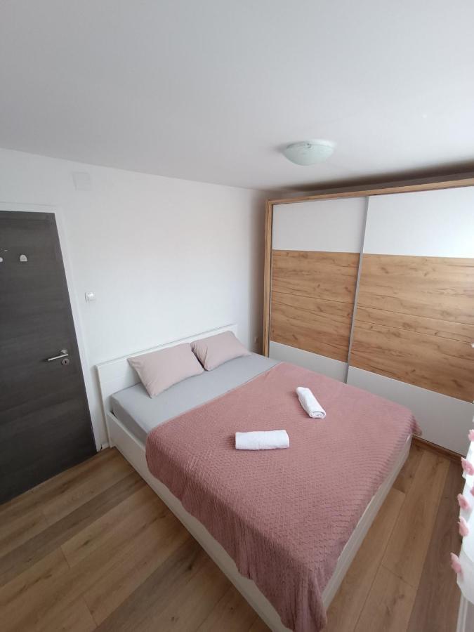 Appartement Apartman Mala Cici à Zadar Extérieur photo