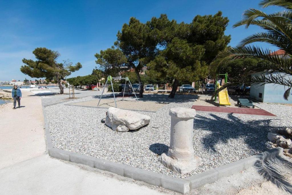 Appartement Apartman Mala Cici à Zadar Extérieur photo